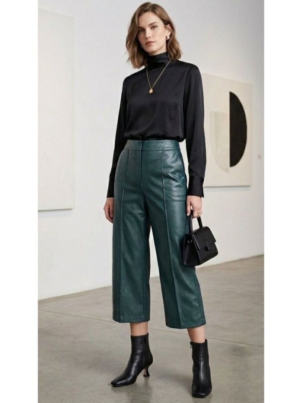 Women's - J Jason Wu Green Faux Leather Croc Culotte Pants, Size 8